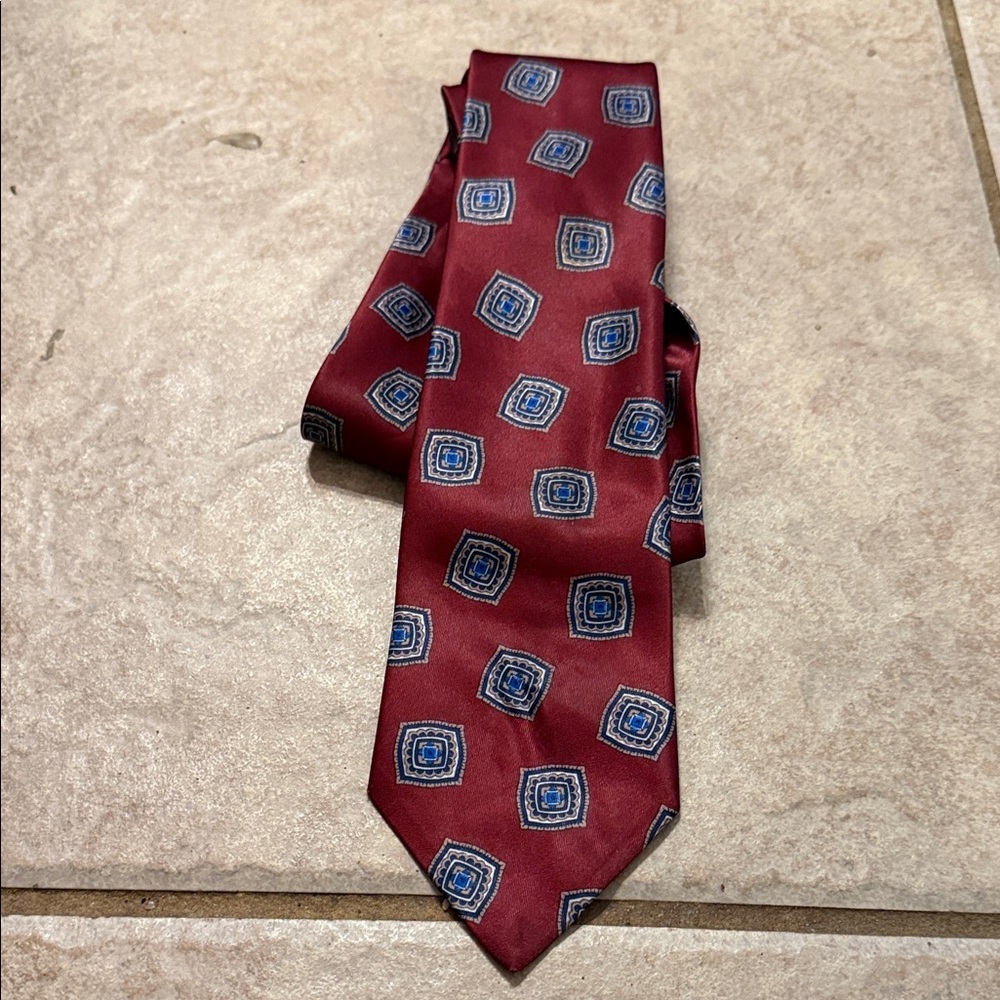 Source Unknown Burgundy and Blue Geometric Necktie